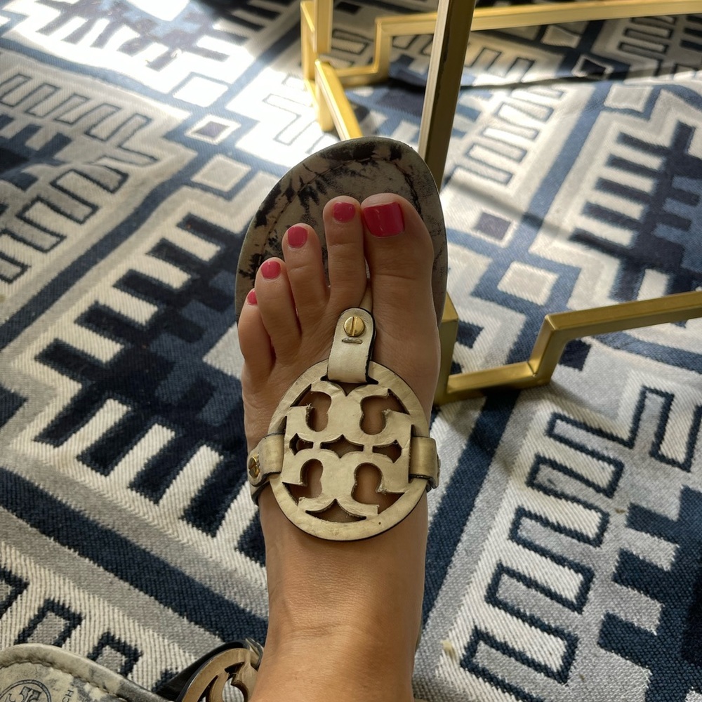Tory Burch Millers print black, grey, cream color size 7